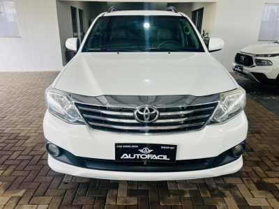 Toyota hilux sw4 4x2sr 2013